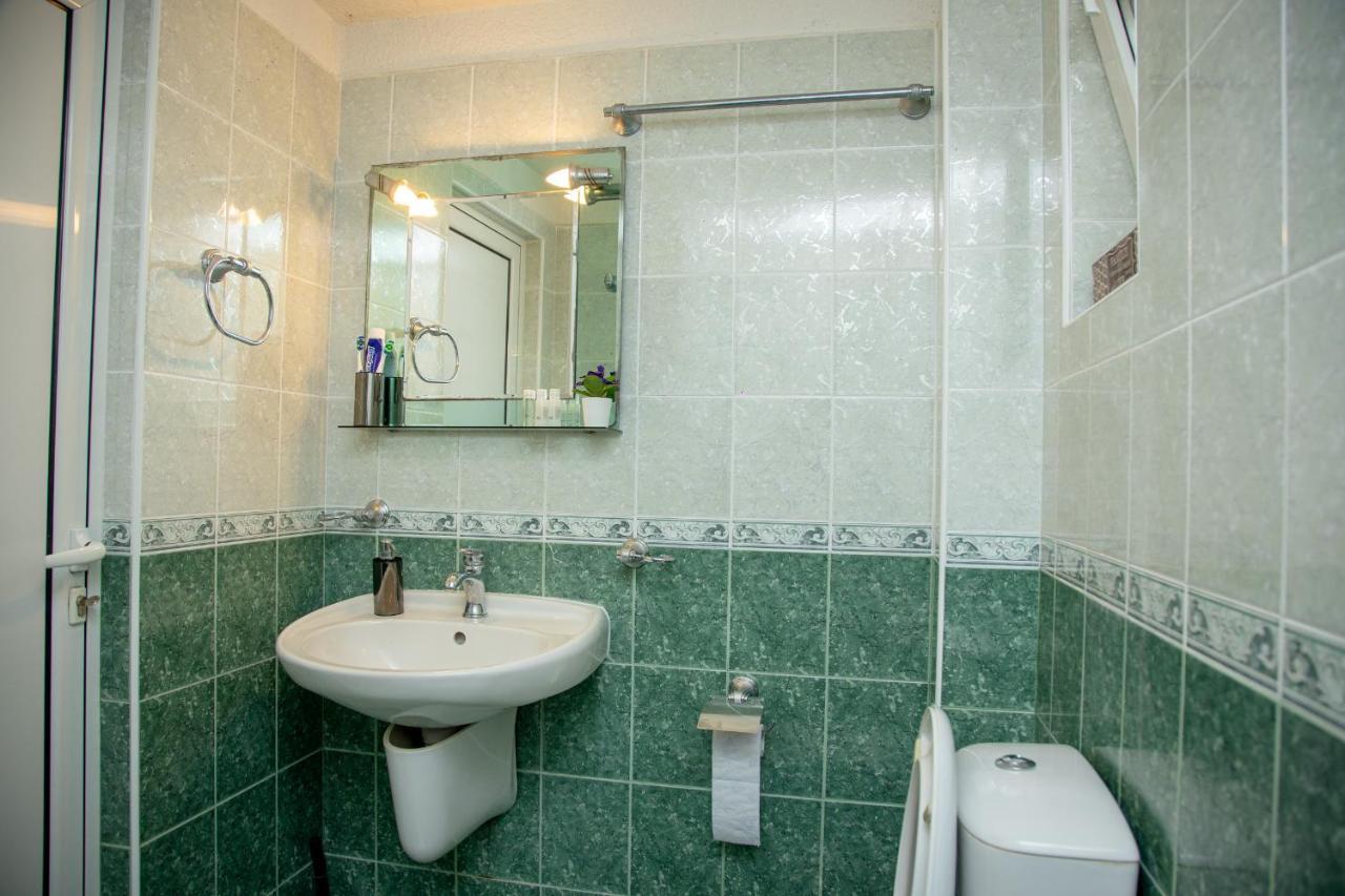 Villa Beni ~ 4-Bedroom Private House Lozenets Esterno foto