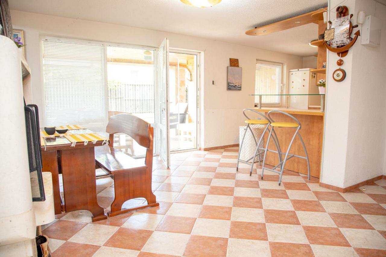 Villa Beni ~ 4-Bedroom Private House Lozenets Esterno foto
